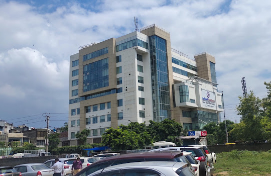 Aakash Healthcare Super Speciality Hospital